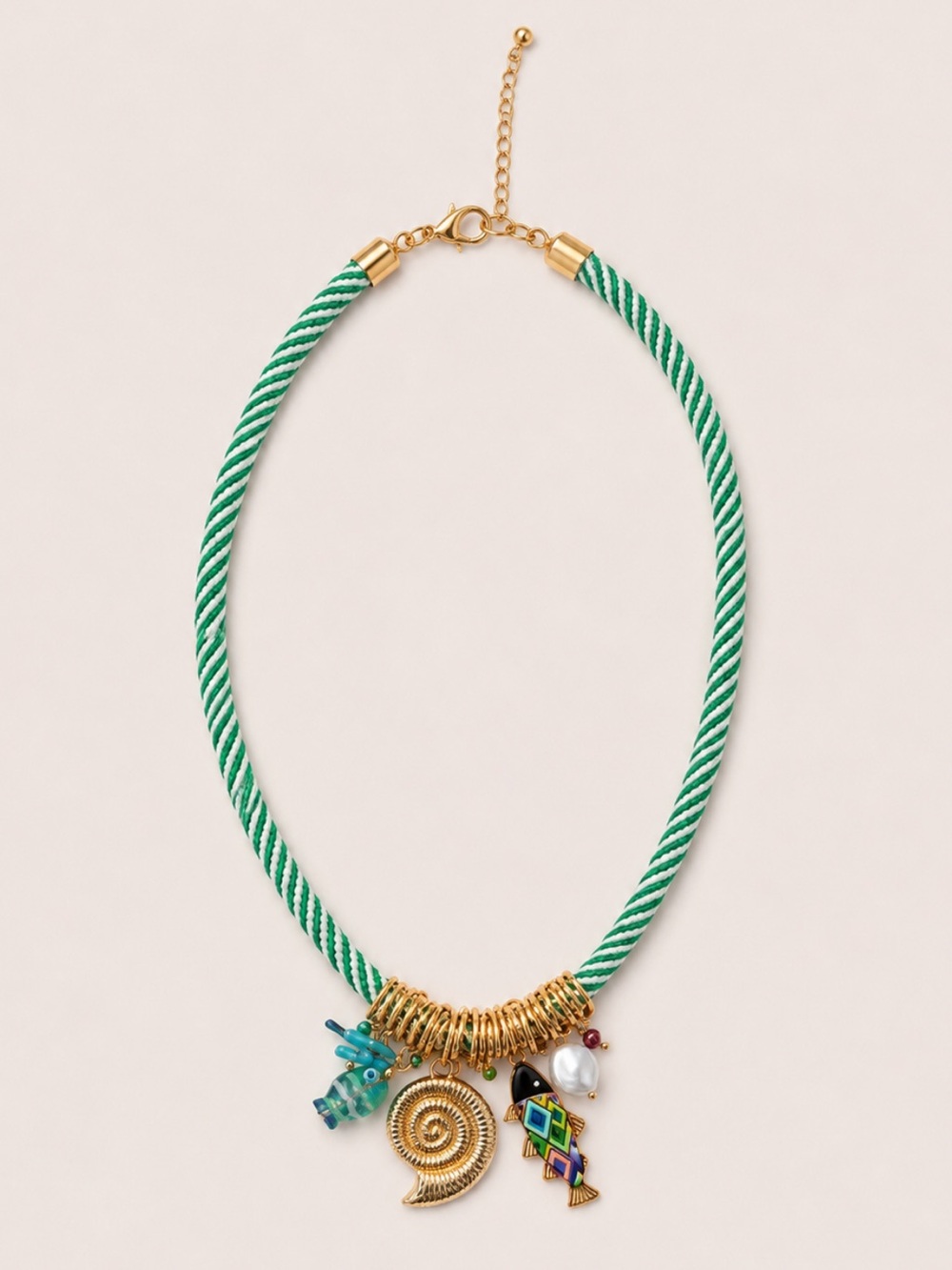 New! Green Striped Cord Shell Fish Pendant Necklace NWOT 3022